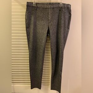 Faded Glory NWOT Silver Metallic Jeggings, Mid Rise, Size XL, 16/18